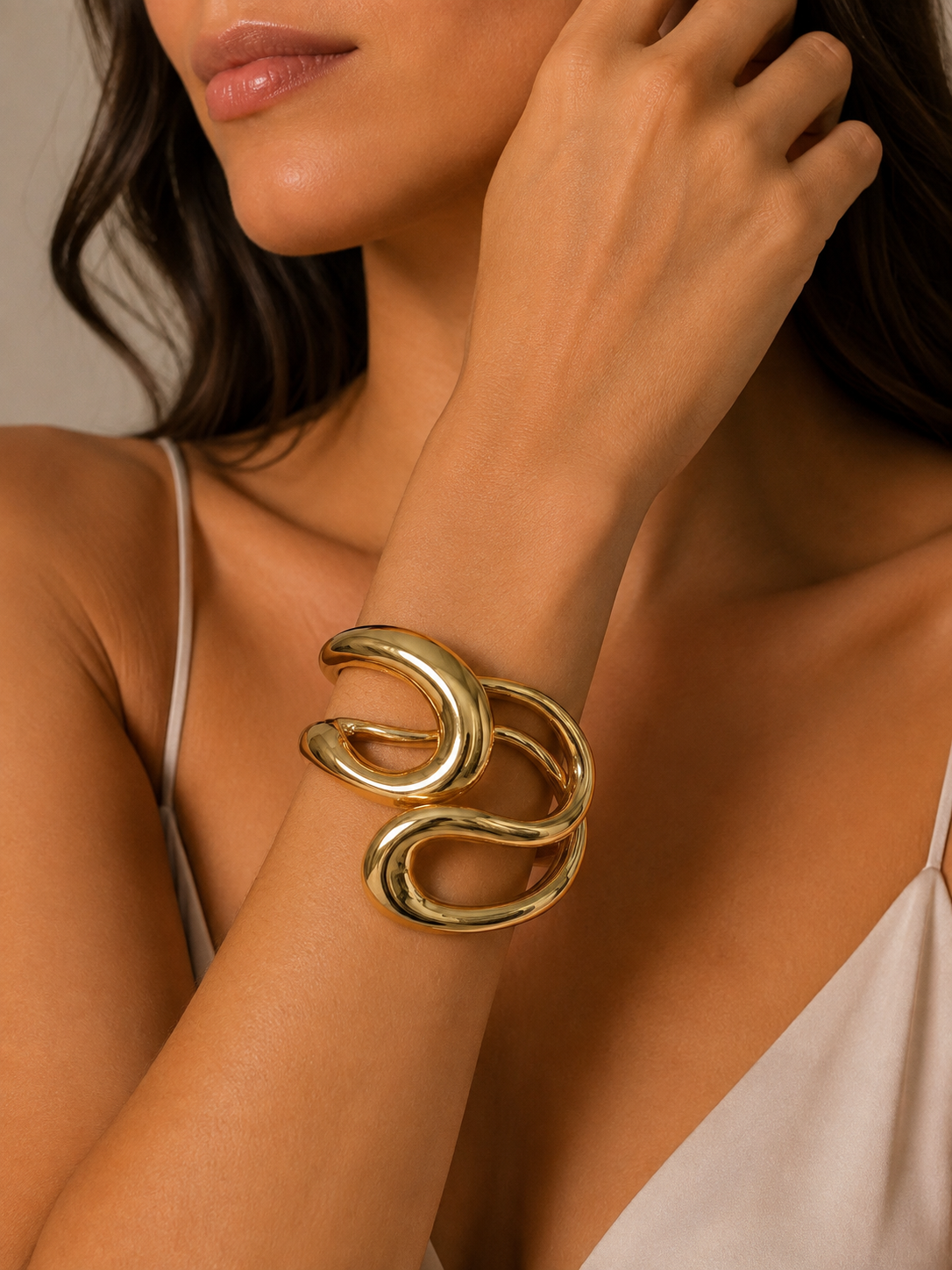 Minimalist Wavy Gold Cuff Bracelet